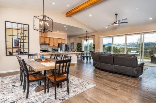 Oakhurst House | Elevated Mountain View House with Hot Tub and Scenic Greens