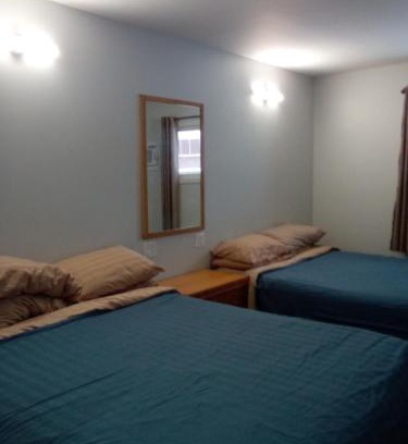 Smithers Hotel | Scenic Mountain View Motel: Pet-Friendly & Family Ready