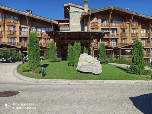 Razlog Apartment | Scenic Mountain View Apartments at Pirin Golf & SPA Resort