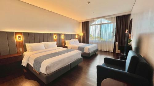 Baguio Hotel | Serene Mountain View Room at Forest Lodge Hotel, Camp John Hay