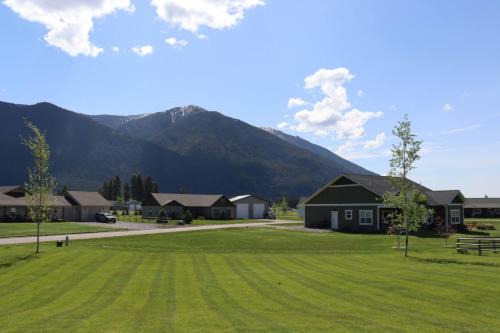 Columbia Falls House | Rustic Range Retreat: Your Glacier Park Family Escape
