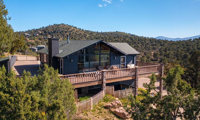Payson Cabin | Unforgettable Mountain Views at Rim Country Chalet