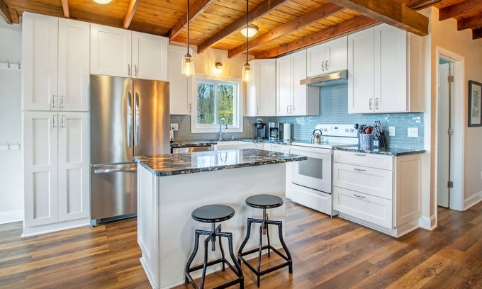 Stanley House | Inviting Getaway with Mountain Views, Hot Tub & Firepit