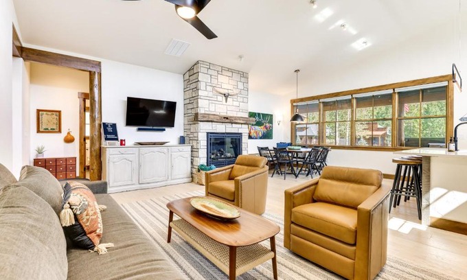 Grand Lake House | Idyllic Grand Lake Retreat with Scenic Mountain Views