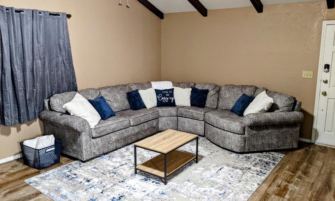Cottonwood-Verde Village House | Scenic Mountain Views Near Sedona with Pet-Friendly Features