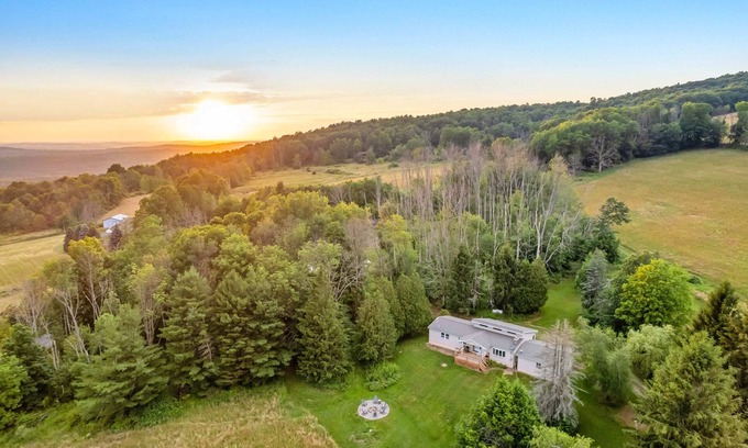 Union Dale House | Idyllic Retreat with Mountain Views & Private Pond Access