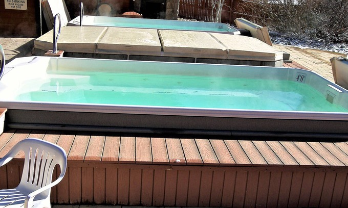 Frisco Hotel | Mountainside Retreat: 2 Bed, 2 Bath with Spa & Pool
