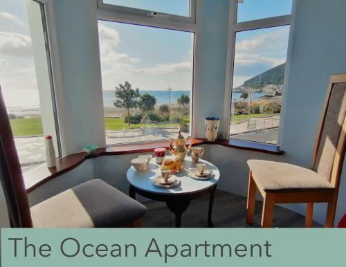 Newcastle Apartment | Stunning Mourne Mountain Art Apartments - Rated 9.5/10