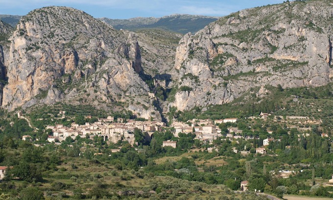 Moustiers-Sainte-Marie Apartment | Cozy Moustiers Sainte Marie Studio with Pool & Kitchen