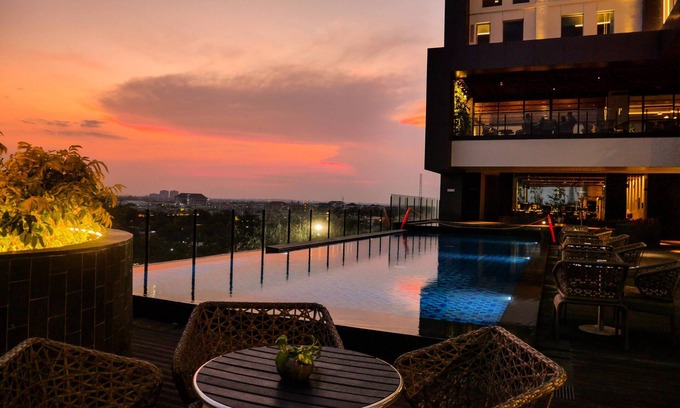 Surabaya Hotel | Discover Movenpick Surabaya City: A 4-Star Haven with Pool