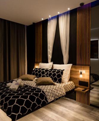 Baia Mare Apartment | Highly Rated Movie House Short Stay for Unforgettable Getaways