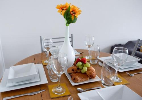 Cambridge House | Experience Comfort at Mowbray Quarters in Cambridge
