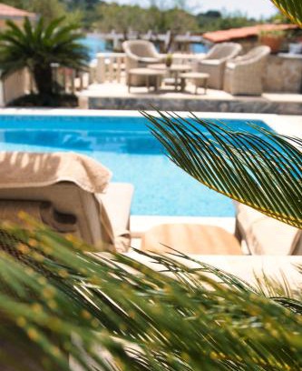 Drvenik Mali Bed & Breakfast | Moya Boutique Sleep