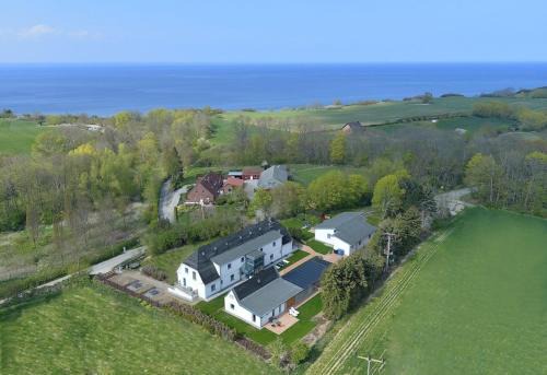 Reppenhagen Apartment | Seaside Retreat at Meeresperle 4 Meerjungfrau Hotel
