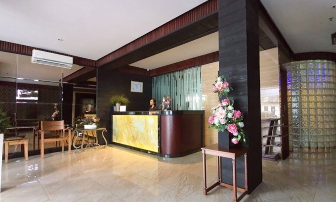 Kelapa Gading Barat Hotel | MP Hotel Kelapa Gading