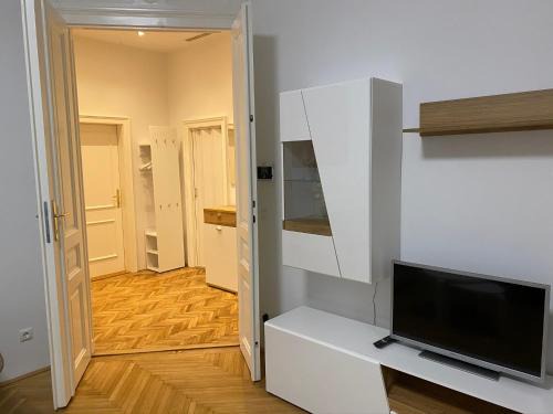 Mariahilf Apartment | Outstanding MQ Appartement: Child-Friendly & Highly Rated