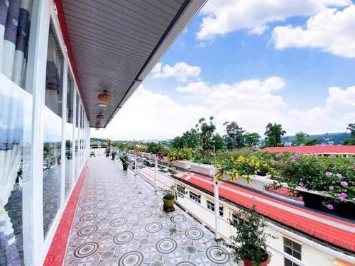 Da Lat House | Cozy Mr.Khanh Coffee: Guest Rated & Dining Delights