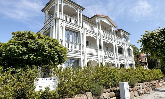 Sellin Apartment | Villa Annika Whg. 09: Oceanfront with a West-Facing Balcony