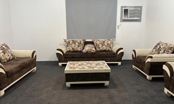 Al Hada Apartment | Explore Family-Friendly Comfort at مساكن الهدا
