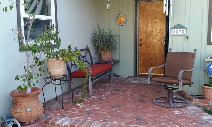 Mount Helix Apartment | Mt Helix Delight - Pet-Friendly Retreat with Scenic Views