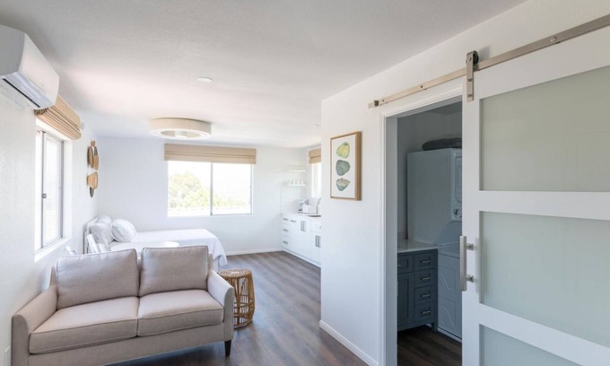 El Cajon House | Exceptional Mt Helix Studio Loft with Scenic Mountain Views