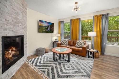Welches House | Mt Hood Adventure Lodge