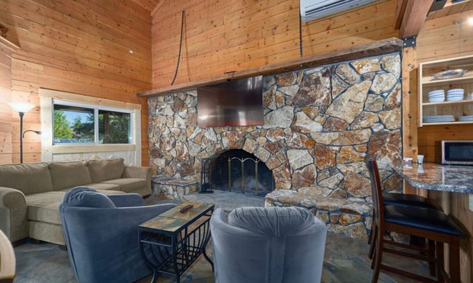 Joseph Condo | Discover Mt. Joseph Lodge: Ocean View & Family-Friendly Stay