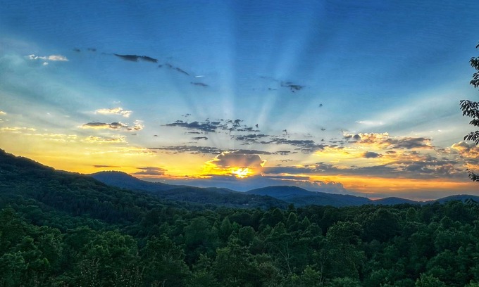 Bostic Cabin | Unforgettable MTN Cabin Getaway with Hot Tub & Scenic Views