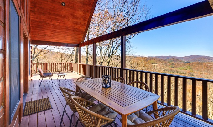 Sparta Cabin | Idyllic Mountain-View Cabin with Spa on Scenic 2 Acres