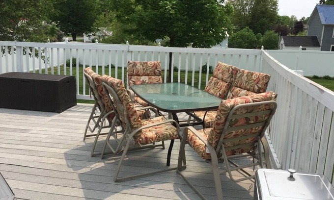 Warrensburg House | Relaxing Mountain View Retreat Near Lake George with Spa