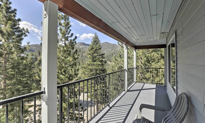 Tahoe Village Apartment | Unforgettable Lake Tahoe Escape at Heavenly Daze Chalet