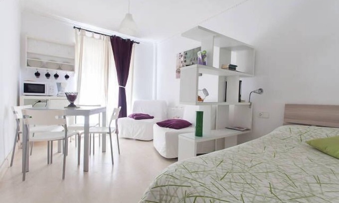 Alicante City Centre Apartment | Discover Alicante Centro Historico: Steps from the Beach