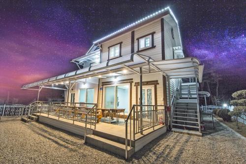 Boryeong House | Family-Friendly Retreat at Muchangpo Chamjoeun Pension