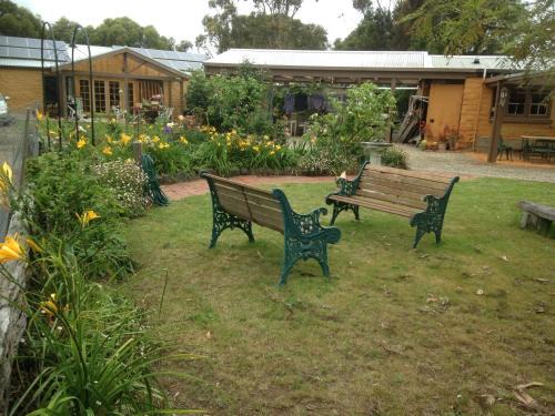 Ventnor House | Explore Mud Hollow Barn: 4-Star Ocean View Retreat