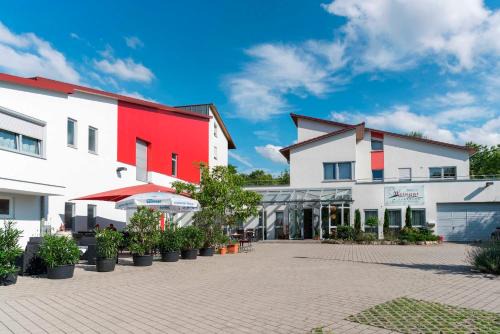 Nordheim House | Relaxing Stay at Muellers Weingut with Ocean View