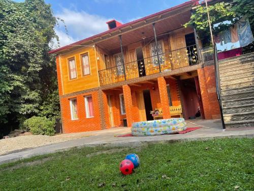 Mukhuri House | Pet and Child Friendly Stay at Nikotolo Guesthouse
