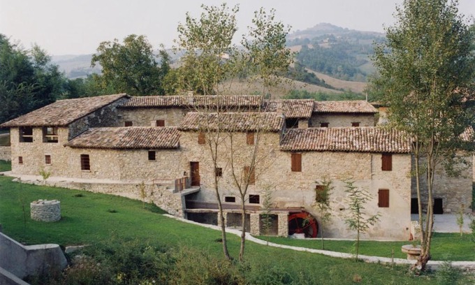 Alta Val Tidone House | Experience Mulino del Lentino: Oceanfront Bliss Awaits