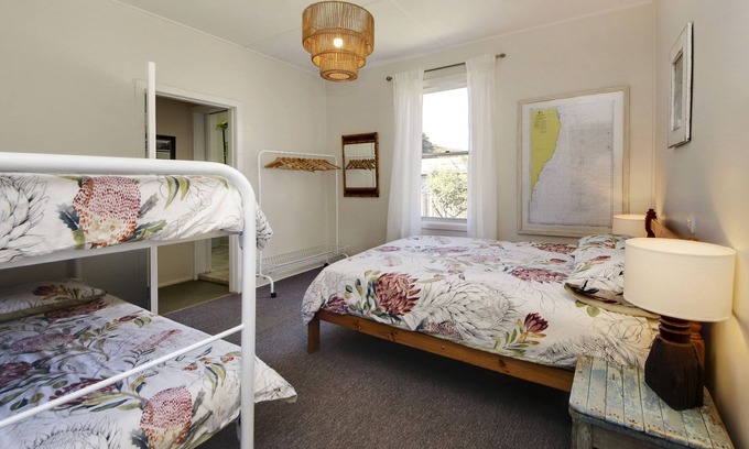 Hat Head House | Discover Muller's Cottage: Pet-Friendly Retreat for Families