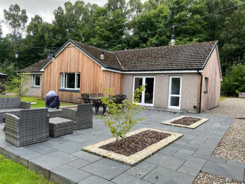 Pitlochry House | Family-Friendly Mullingar: 4-Star Stay with High Ratings