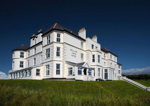 Mullion Hotel | Indulge at Mullion Cove Hotel & Spa: Ocean Views Await