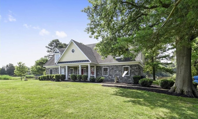 Cambridge House | Waterfront Retreat with Pool: Perfect for Family Gatherings