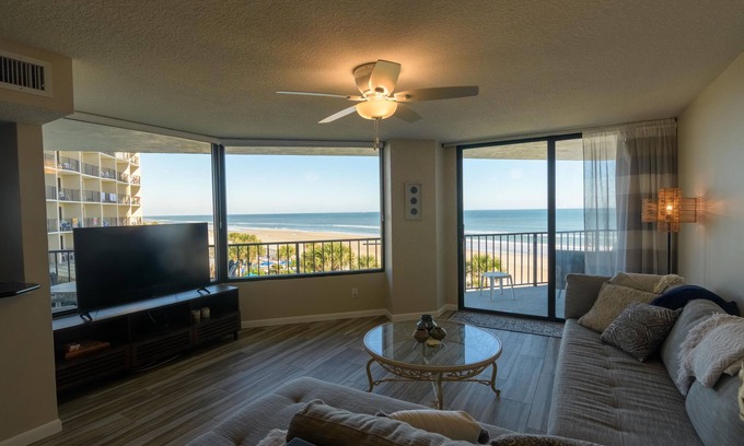 Daytona Beach Shores Condo | Oceanfront Condo with Multiple Balconies & Pool Access