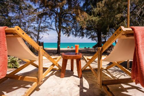 Huai Yang Bed & Breakfast | Discover Mumsa Beach Resort with Private Oceanfront Access