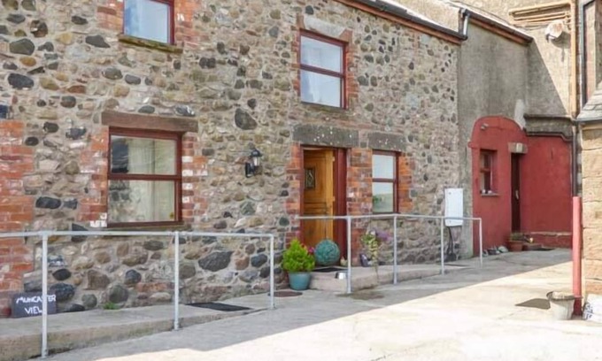 Holmrook Cottage | Pet-Friendly Muncaster View: Ideal Cottage in Ravenglass