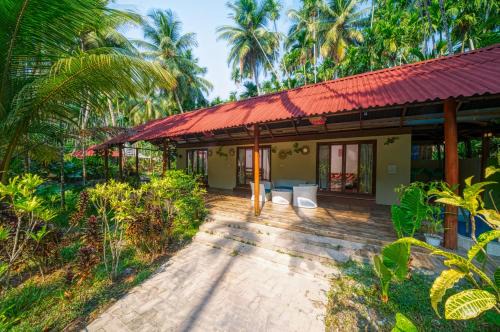 Havelock Island Resort | Discover Munjoh Ocean Resort: Pet-Friendly Beach Retreat