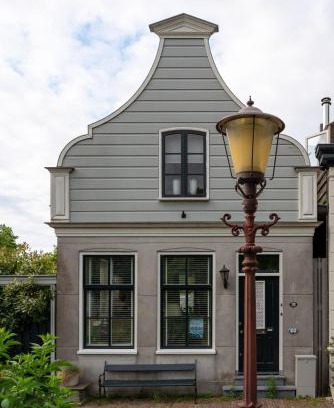 Amsterdam North Bed & Breakfast | Explore Munnik's Hof: Family-Friendly Retreat Rated 9.4