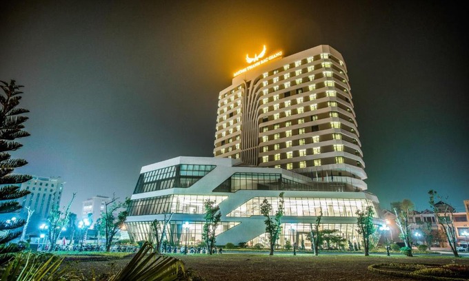 Bac Giang Hotel | Elegant Muong Thanh Grand Bac Giang Hotel with Spa & Pool