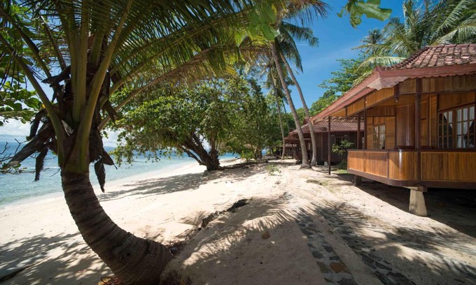 Bangka Island Resort | Top-Rated Murex Bangka Dive Resort with Private Beach Access