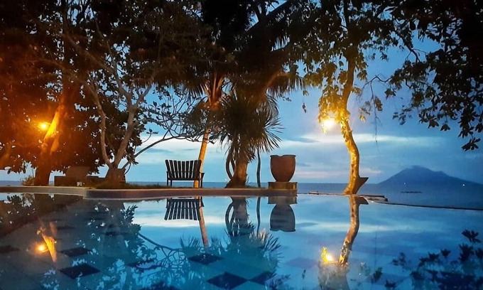 Pineleng Hotel | Relax at Murex Manado Dive Resort: 9.6/10 Rating & Pool