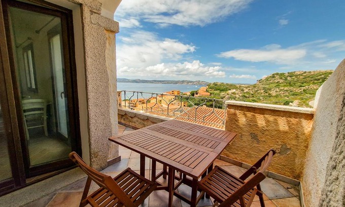 La Maddalena Apartment | Family-Friendly Murphy Holiday Home - Residenza Barrettini